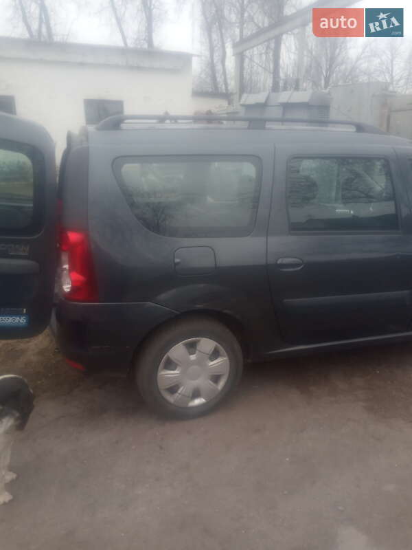 Универсал Dacia Logan 2008 в Пирятине