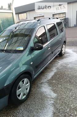 Седан Dacia Logan 2008 в Сарнах