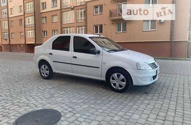 Седан Dacia Logan 2009 в Івано-Франківську