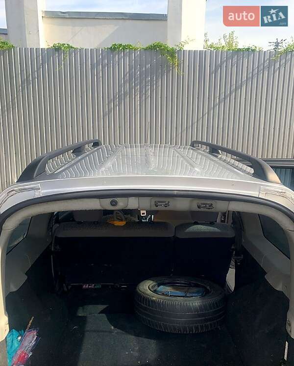 Седан Dacia Logan 2008 в Харкові