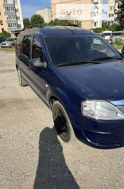 Седан Dacia Logan 2011 в Тернополе