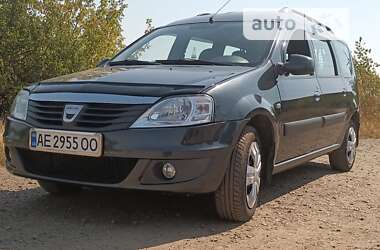 Седан Dacia Logan 2011 в Кривому Розі