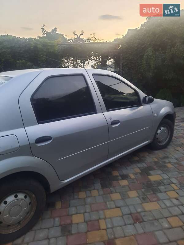 Седан Dacia Logan 2008 в Благовещенском