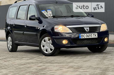 Седан Dacia Logan 2012 в Самборе