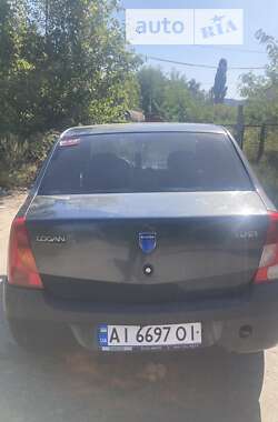 Седан Dacia Logan 2008 в Обухове