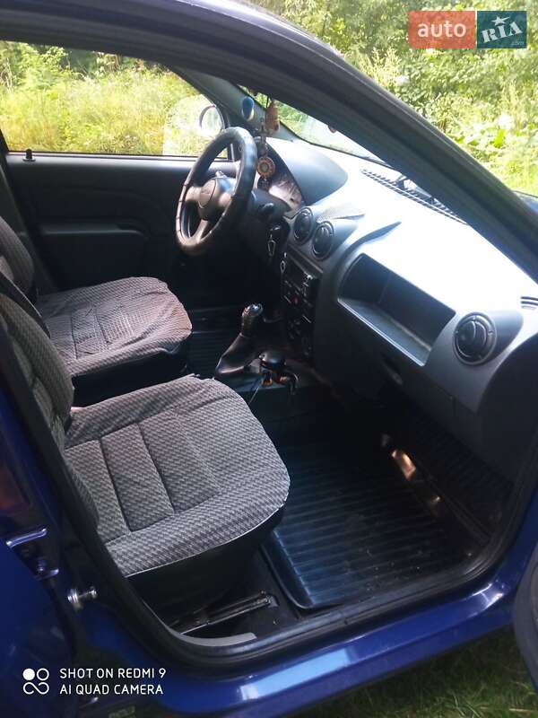 Седан Dacia Logan 2008 в Богуславе фото 5 Седан Dacia Logan 2008 в Богуславе