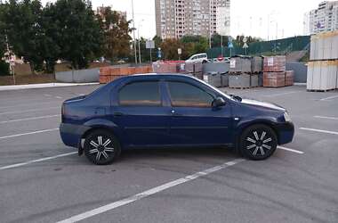 Седан Dacia Logan 2006 в Киеве