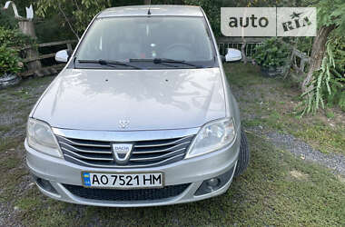 Седан Dacia Logan 2008 в Мукачевому