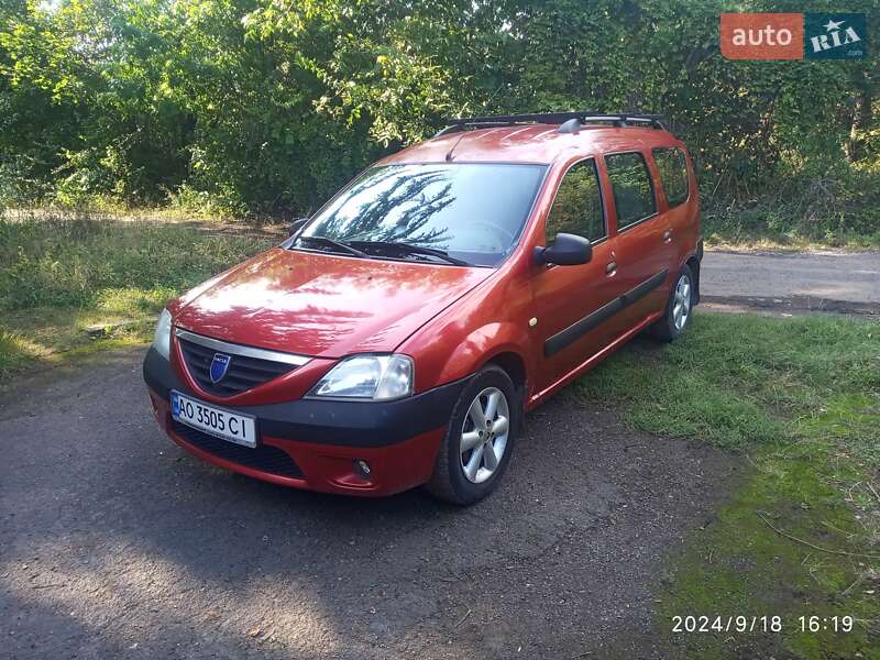 Универсал Dacia Logan 2008 в Ужгороде