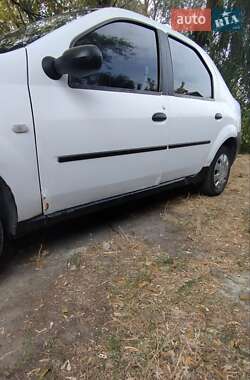 Седан Dacia Logan 2007 в Полтаве