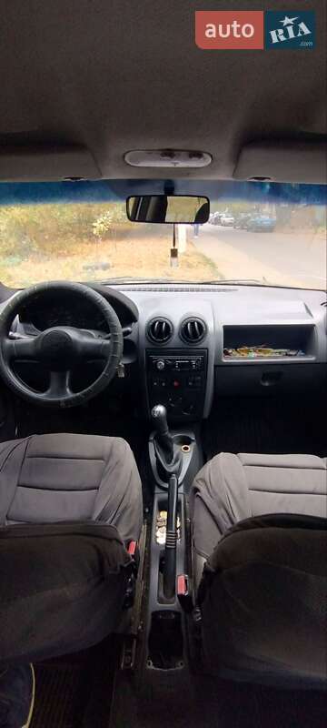 Седан Dacia Logan 2007 в Полтаве