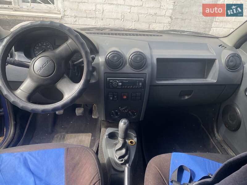 Седан Dacia Logan 2006 в Кривом Роге