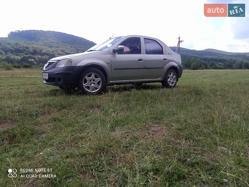 Седан Dacia Logan 2006 в Мукачево