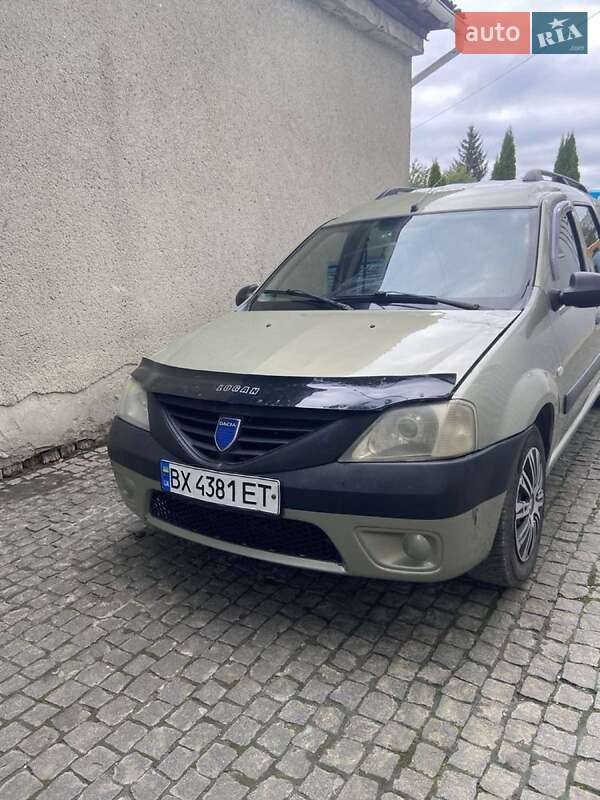 Седан Dacia Logan 2008 в Волочиську