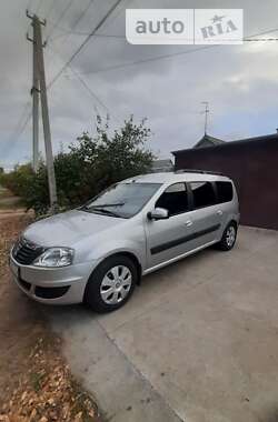 Седан Dacia Logan 2012 в Слов'янську