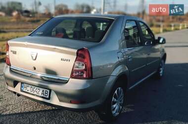 Седан Dacia Logan 2008 в Львові