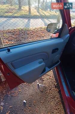 Седан Dacia Logan 2007 в Львове