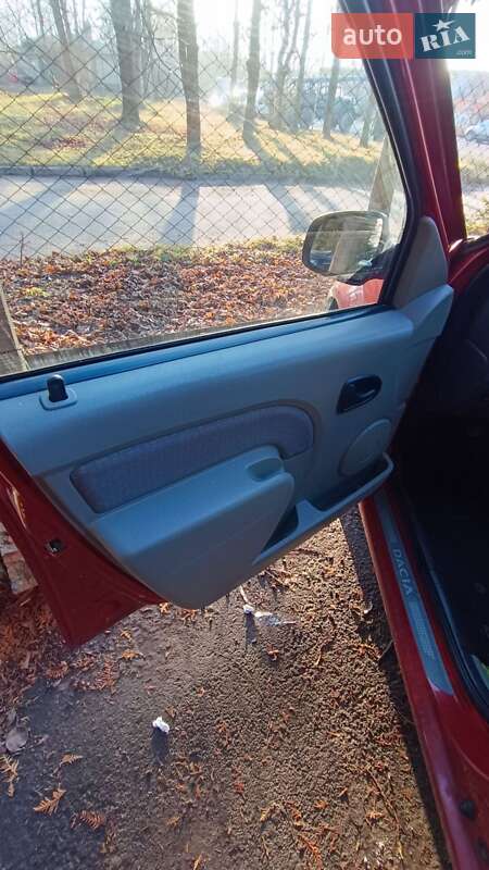 Седан Dacia Logan 2007 в Львове
