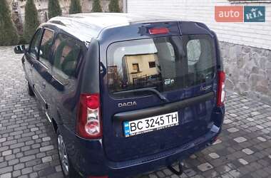 Седан Dacia Logan 2011 в 