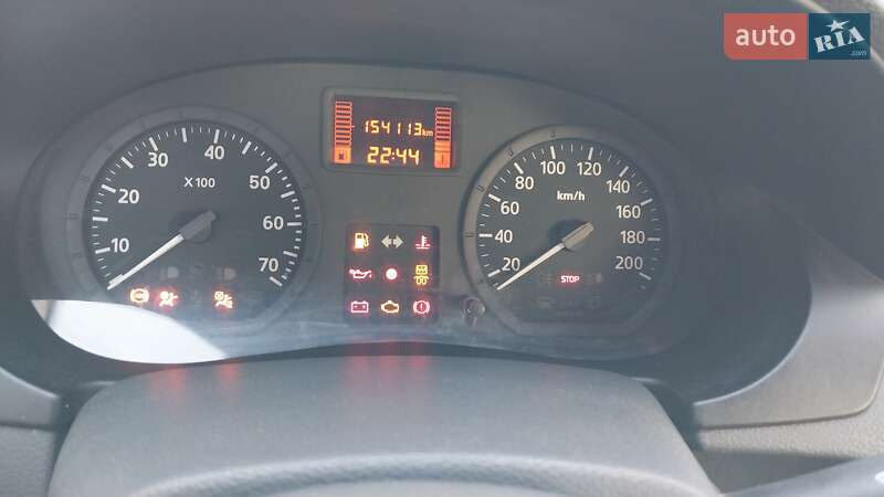 Седан Dacia Logan 2011 в Ходореві