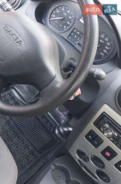 Седан Dacia Logan 2011 в 