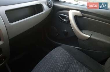 Седан Dacia Logan 2008 в Львове