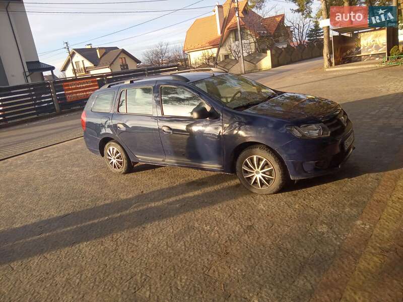 Седан Dacia Logan 2014 в Львове