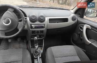 Седан Dacia Logan 2008 в Харкові