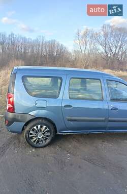 Седан Dacia Logan 2008 в 