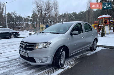 Седан Dacia Logan 2013 в Чернигове