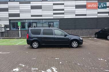 Седан Dacia Logan 2011 в Черкасах