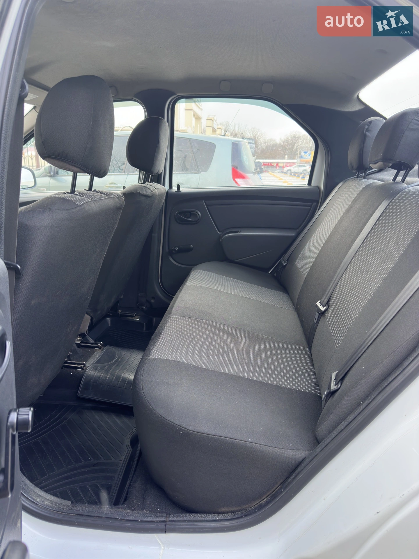 2012 Dacia Logan - мініатюра 8