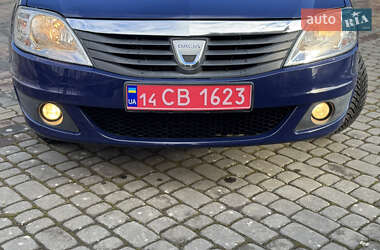 Седан Dacia Logan 2009 в Самборе