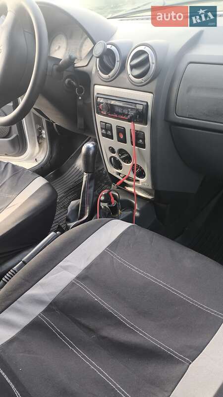 Седан Dacia Logan 2007 в Одессе фото 13 Седан Dacia Logan 2007 в Одессе