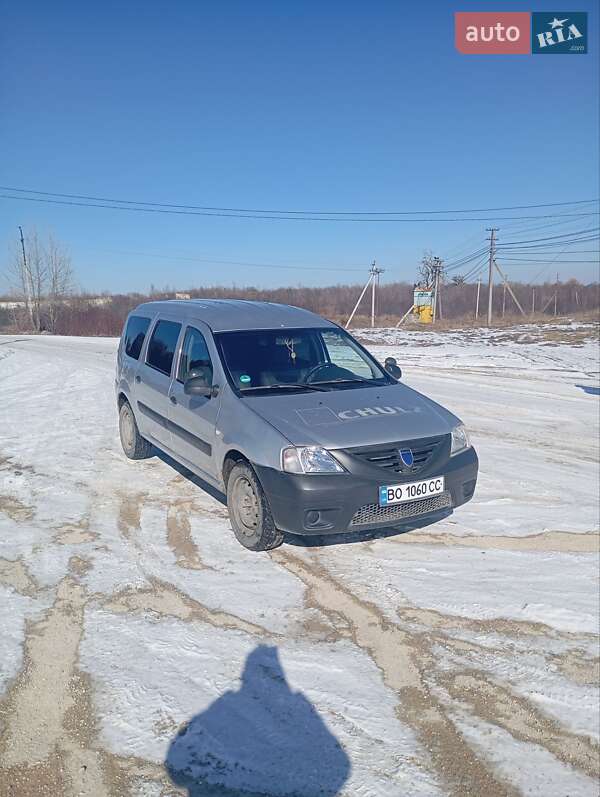 Седан Dacia Logan 2009 в Кременці