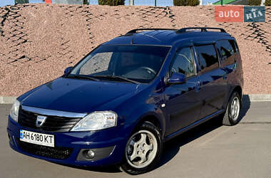 Седан Dacia Logan 2009 в Хмельницькому