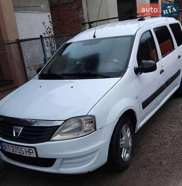 Седан Dacia Logan 2010 в Ивано-Франковске