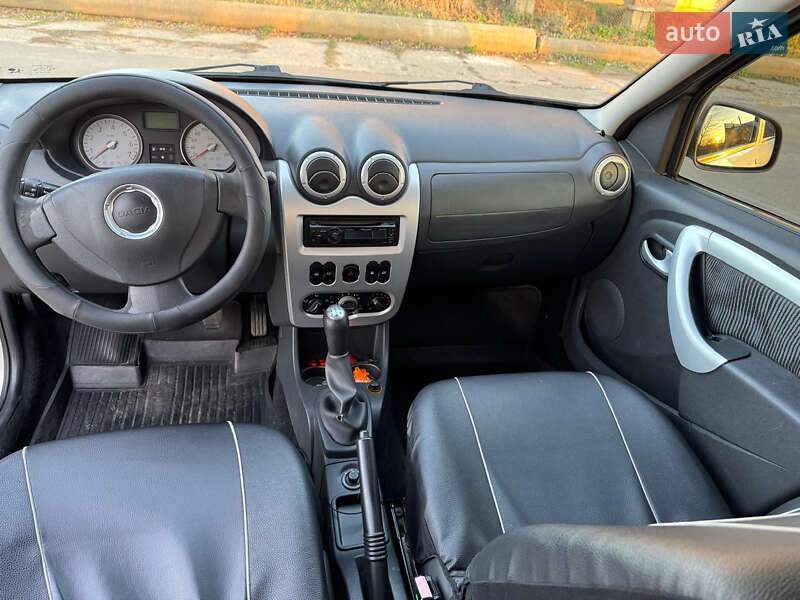Седан Dacia Logan 2008 в Борисполе
