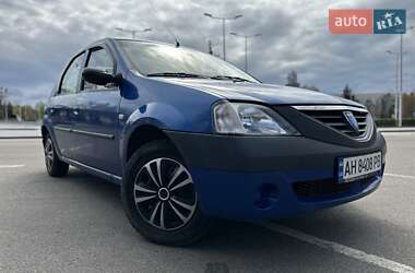 Седан Dacia Logan 2006 в 