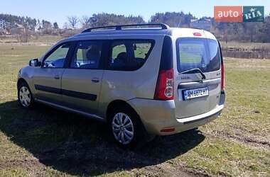 Седан Dacia Logan 2012 в 