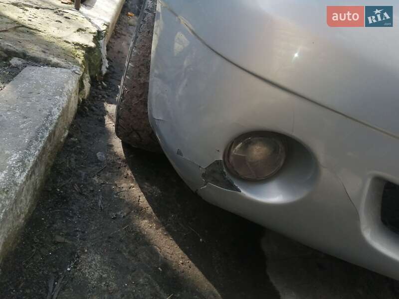 Седан Dacia Logan 2006 в Миргороді