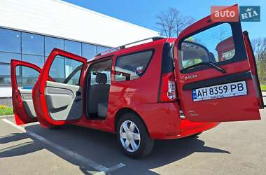 Седан Dacia Logan 2009 в 
