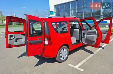 Седан Dacia Logan 2009 в 