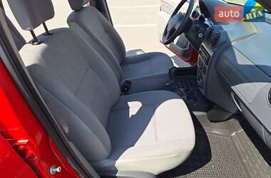 Седан Dacia Logan 2009 в 