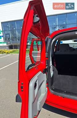 Седан Dacia Logan 2009 в 