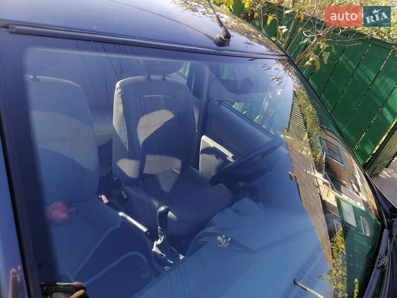 Седан Dacia Logan 2008 в Києві