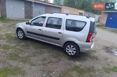 Седан Dacia Logan 2009 в 