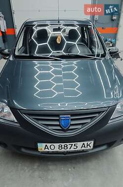 Седан Dacia Logan 2007 в Ужгороде