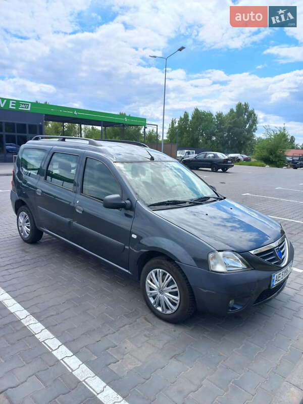Седан Dacia Logan 2008 в Каменском