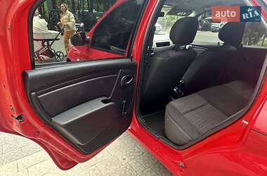 Седан Dacia Logan 2008 в 